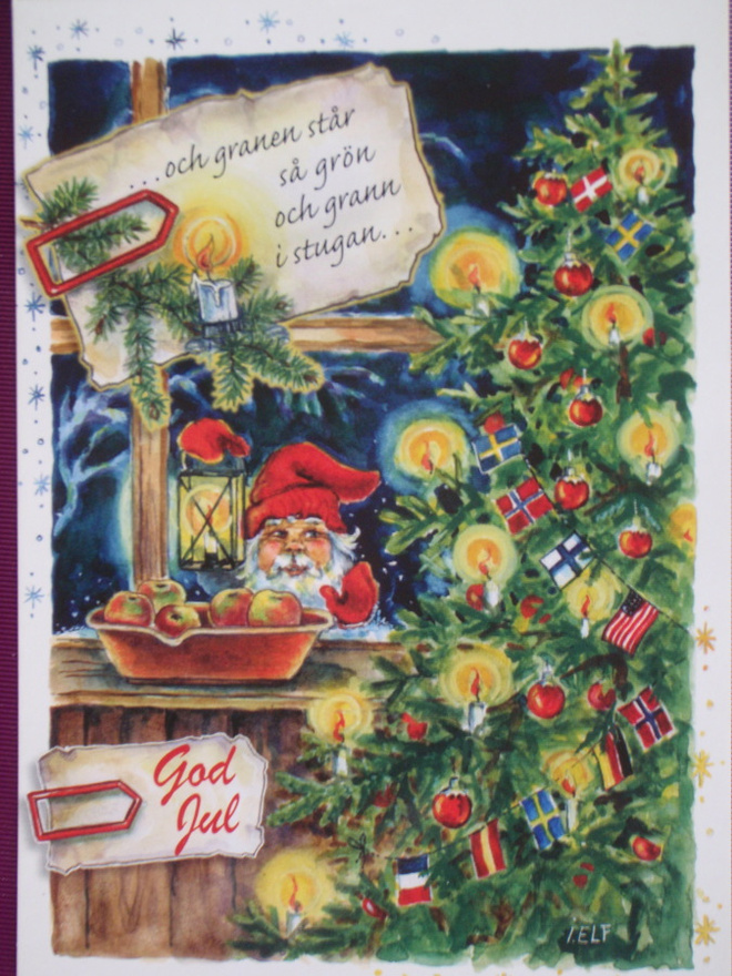 Ingrid Elf tonttu ihailee koristeltua kuusta ruots.