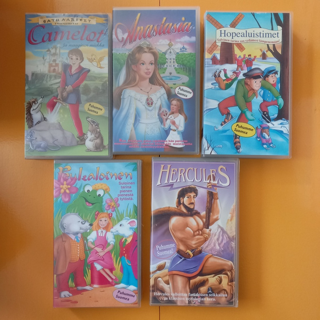 Satuaarteet valikoima [VHS] 3,5€/kpl