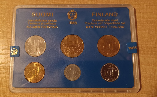 Markkarahasarja 1985 Sinetöity Rahat UNC muovit OK.