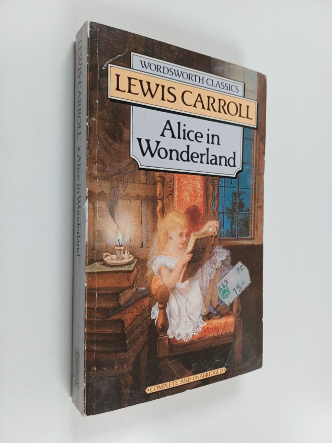 Lewis Carroll : Alice in Wonderland
