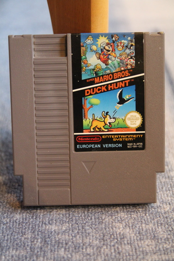 NES : Super Mario Bros / Duck Hunt - EEC / SCN [Puhdistettu]