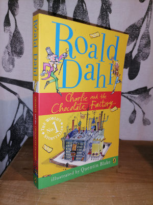 Roald Dahl - Charlie and the Chocolate Factory  - ill. Blake