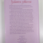Elizabeth Adler : Sydänten sykkeessä - pikkukuva 2