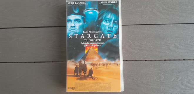 VHS: Stargate / Tähtiportti (Kurt Russell, James Spader 1994