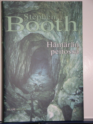 Stephen Booth : Hämärän peitossa