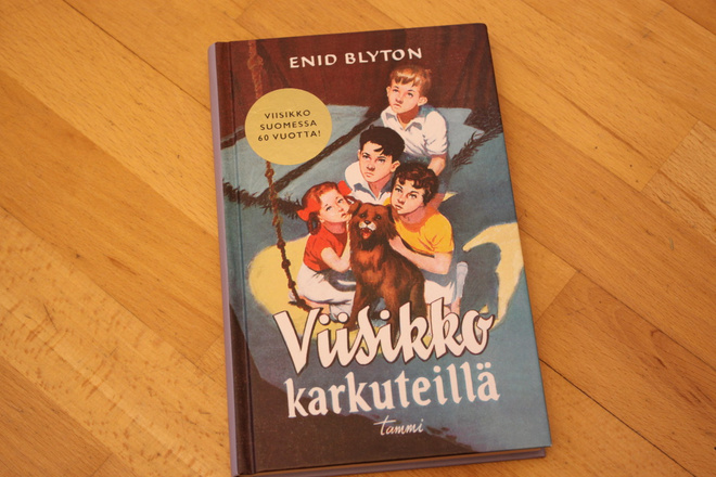 Enid Blyton: Viisikko karkuteillä A2