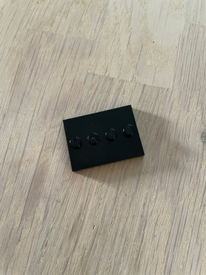 LEGO - Figuuri alusta musta
