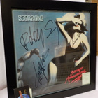 SCORPIONS - SAVAGE AMUSEMENT KANNET KOLMELLA NIMMARILLA - pikkukuva 1
