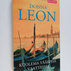 Donna Leon : Kuolema väärissä vaatteissa - pikkukuva 1