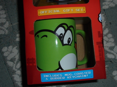 Super-Mario Yoshi kuppi.  (2 kuppia)