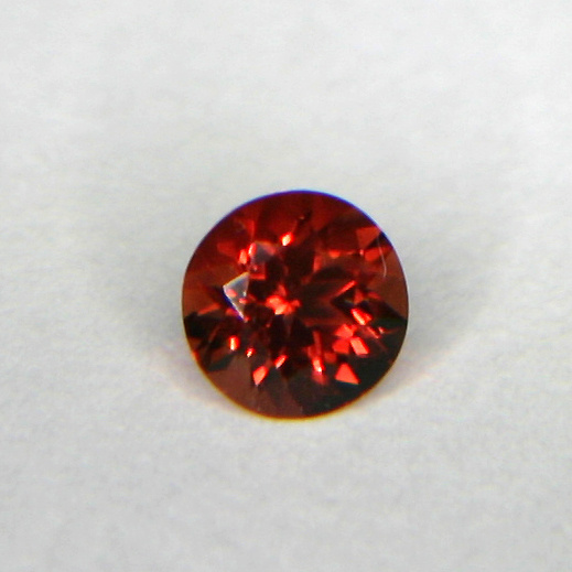 Andesiini-labradoriitti puhdas 0.45 ct saturoitunut elävä