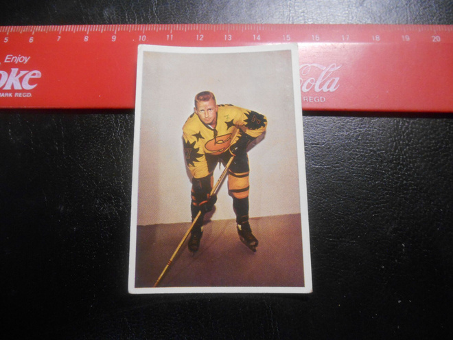K15 Jenkki Jääkiekko-sarja  # 87 Yrjö Hakala Saipa