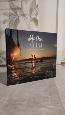 Matka kotina - Lapsiperheen elämää purjeveneessä