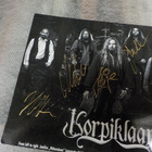 KORPIKLAANI PROMOPOSTIKORTTI KOKO BÄNDIN NIMMAREILLA - pikkukuva 2