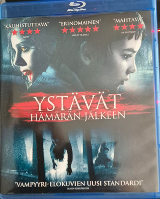 Ystävät Hämärän Jälkeen -Blu-Ray