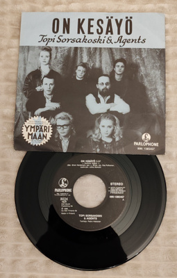 Topi Sorsakoski & Agents / J. Karjalainen Ja Mustat Lasit 7"
