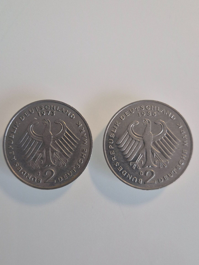 Saksa 2 markkaa 1973 ja 1986      (14517)