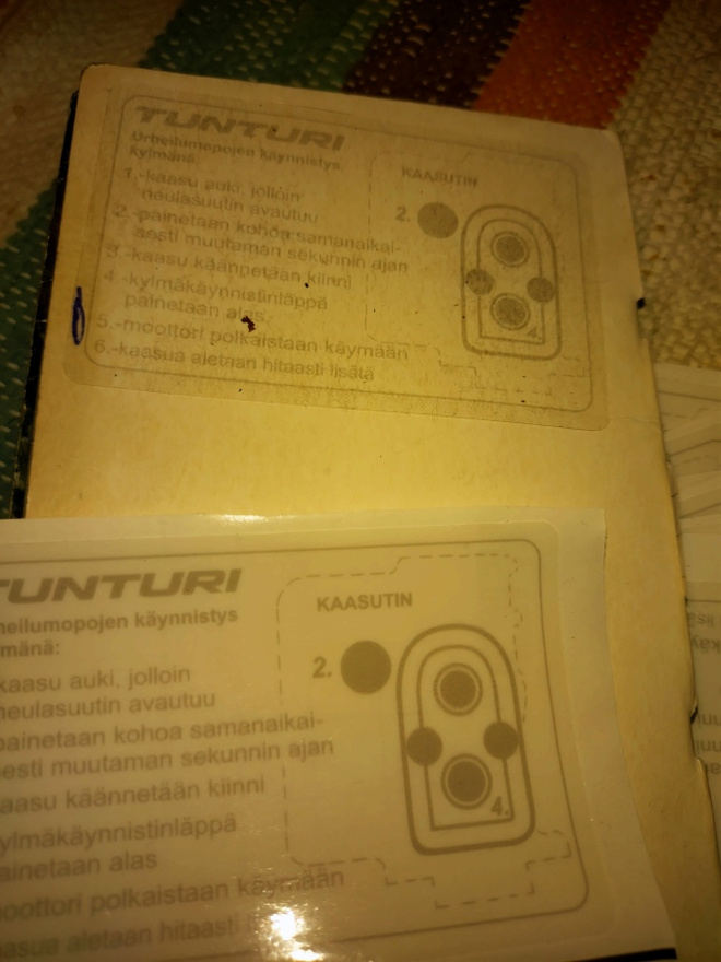 Käynnistys ohje tarra  Tunruri harmaa
