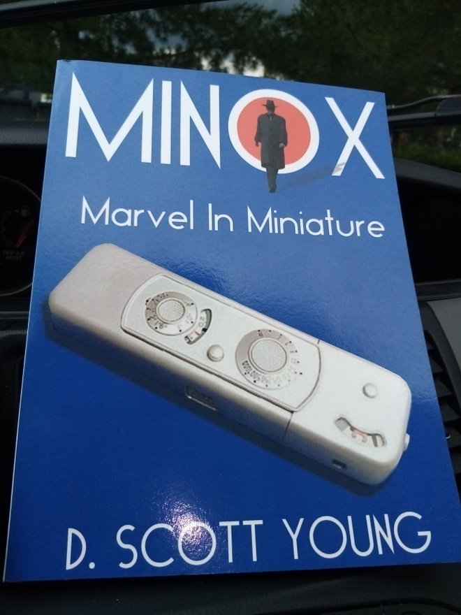 D. Scott Young : MINOX - Marvel in miniature ( SIS POSTIKULU