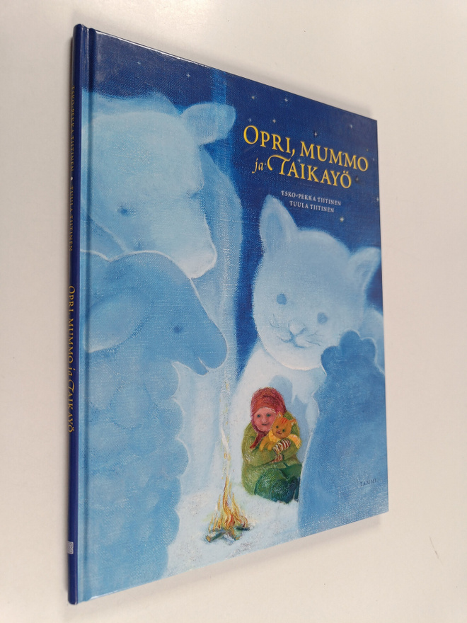 Esko-Pekka Tiitinen : Opri, mummo ja taikayö