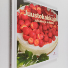 Cheryl Lindblad : Juustokakkuja juhlaan ja arkeen - pikkukuva 1