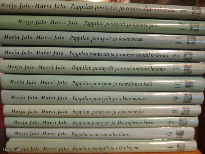Merja ja Marvi Jalo: Pappilan ponitytöt -sarjaa