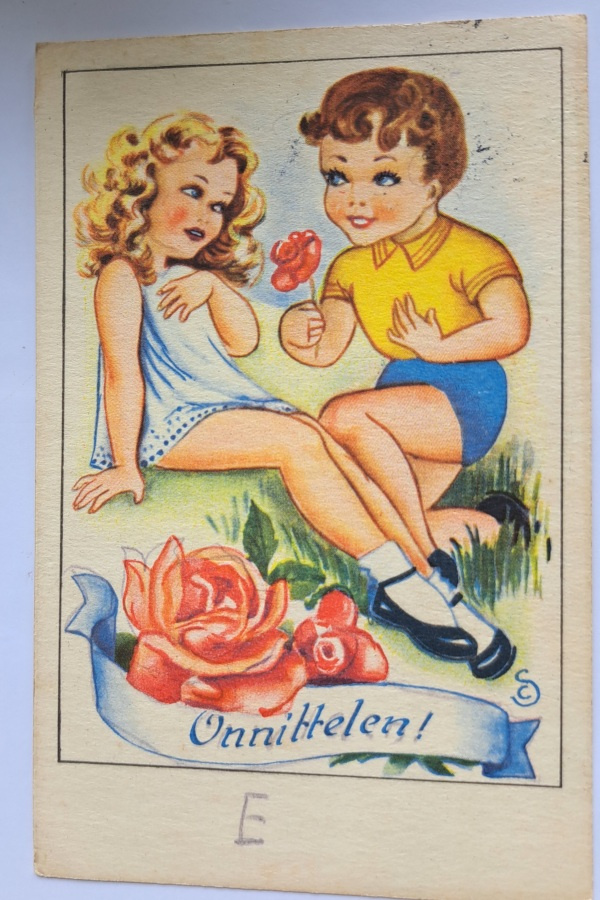 Lapsi ojentaa tytölle kukan, sign ?, kulkenut 1945