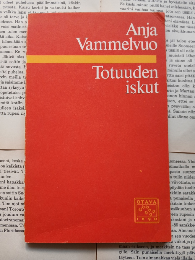 Anja Vammelvuo - Totuuden iskut: runoja (nid.)