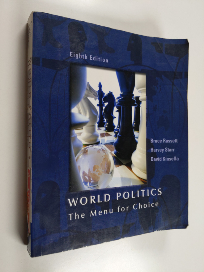 Bruce Russett : World politics : the menu for choice