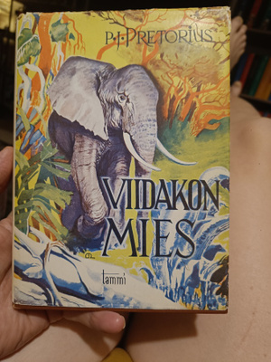 P . J Pretorius : Viidakon mies