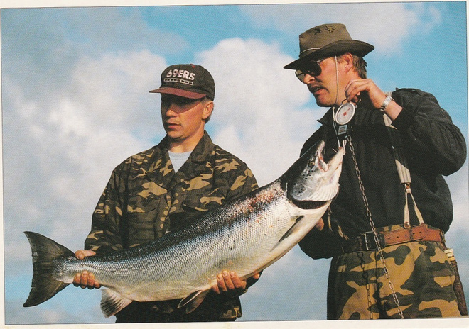 Postikortti, LOHI, tyytyväiset kalastajat