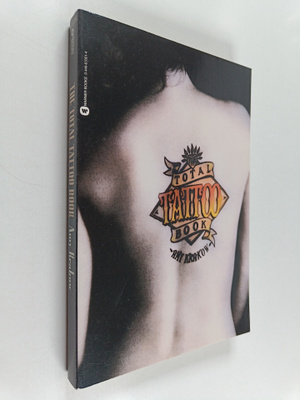 Amy Krakow : The total tattoo book