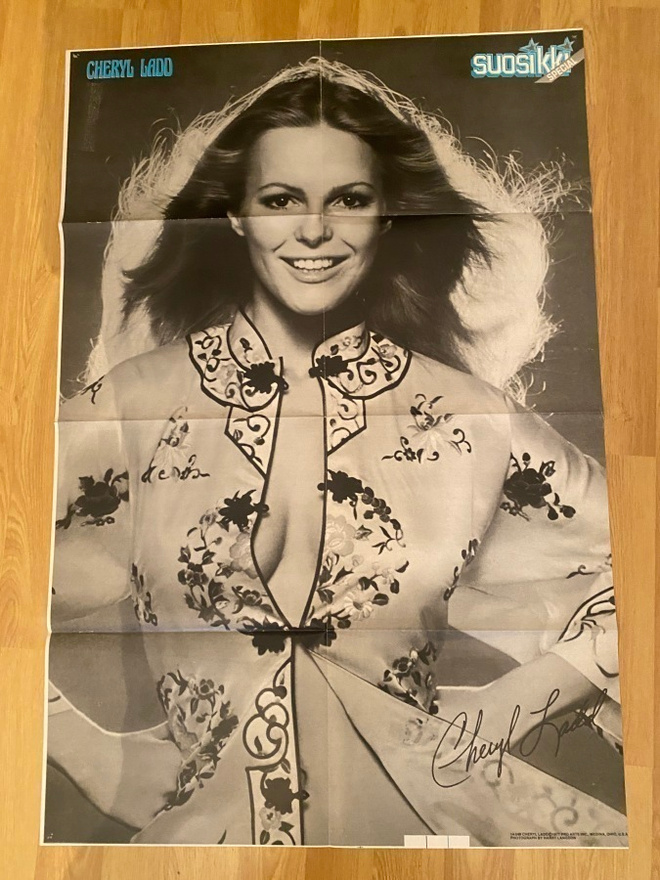 Cheryl Ladd julisteet (pari mukaan)
