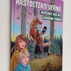 Catharina Hansson : Hästdetektiverna. Mysteriet med den s... - pikkukuva 1