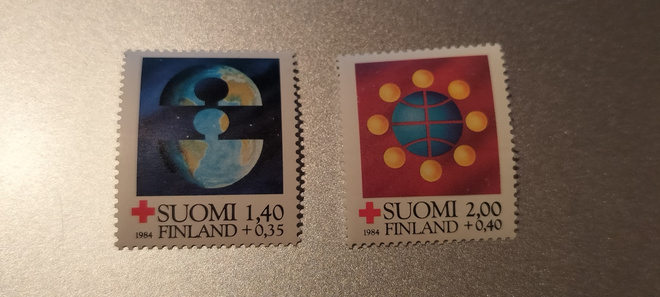 1984 Punaisen Ristin merkit leimaamattomina**