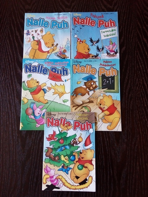 5 kpl Nalle Puh lehtiä 2003