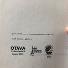 Outi Pakkanen: Pullonkerääjä. 2022. 1.p. - pikkukuva 3