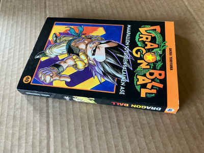 DRAGON BALL 40 HYVÄ