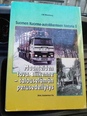 Blomberg : Suomen kuorma-autoliikenteen historia 1
