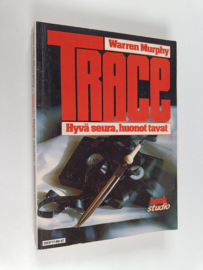 Warren Murphy : Hyvät tavat, huono seura
