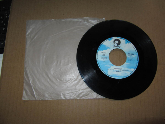 Taiska 7" Hiroshima/Anna lämpösi loistaa v.1981
