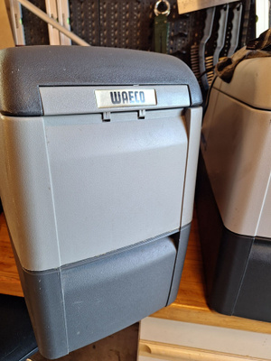 Waeco CoolFreeze CDF-25 -kompressorikylmälaukku