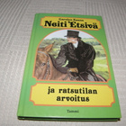 Carolyn Keene Neiti Etsivä ja ratsutilan arvoitus - pikkukuva 1