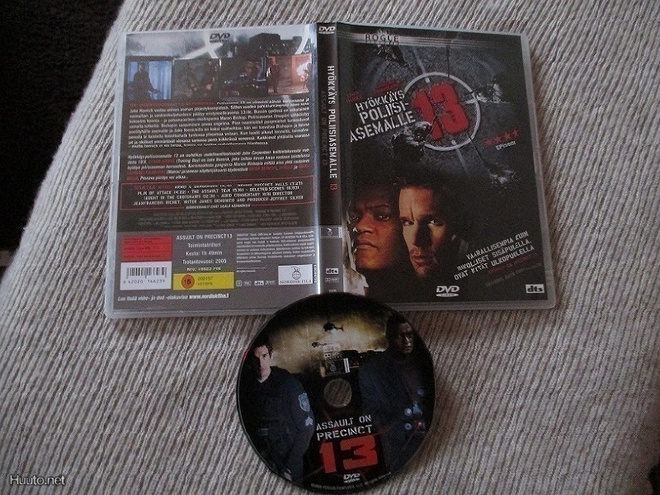 HYÖKKÄYS POLIISIASEMALLE 13/ETHAN HAWKE,LAURENCE FISHBURNE