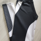 Musta-valkoiset Trikoot / Leggingsit / Leggings - koko S-M - pikkukuva 2