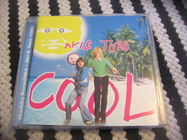 Maukka Perusjätkä & Aki & Turo - Cool