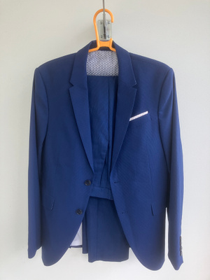 Zara Suit/puku, EUR 48