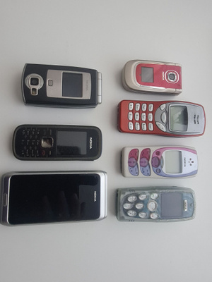 NOKIA puhelimia