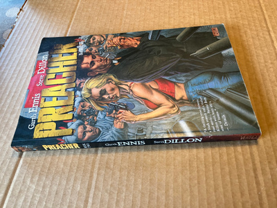 VERTIGO PREACHER BOOK TWO HYVÄ
