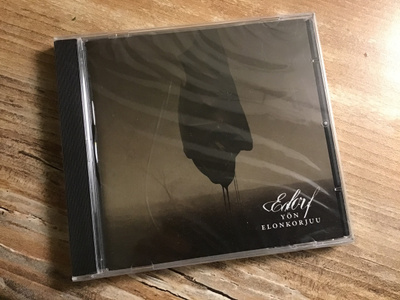 Edorf . Yön elonkorjuu CD muoveissa. Joku Roti
